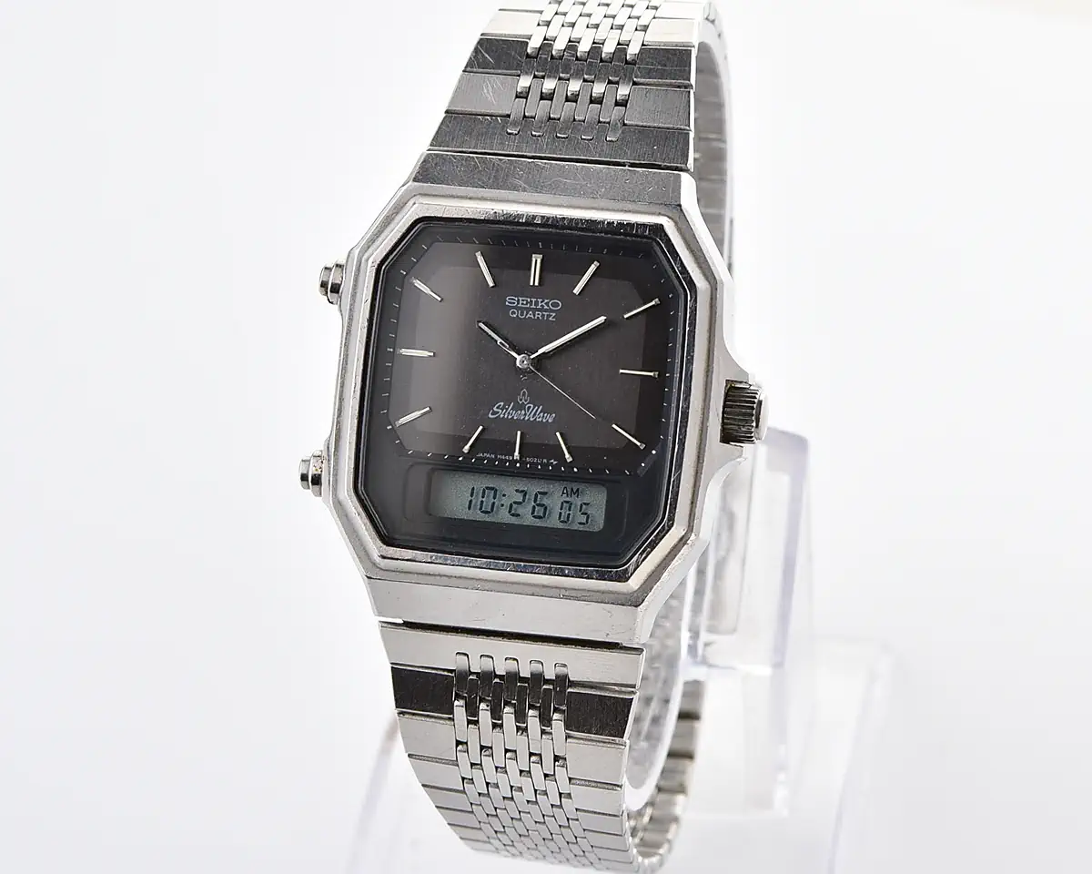 Vintage Seiko SilverWave – Charcoal Dial Ana-Digi Alarm Chronograph from December 1983