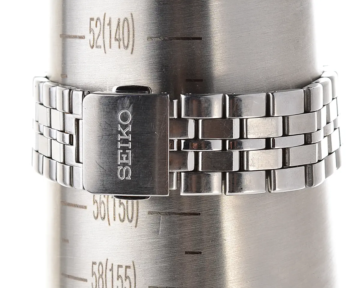 Seiko "Radio Wave Control" Solar – black textured dial from April 2012