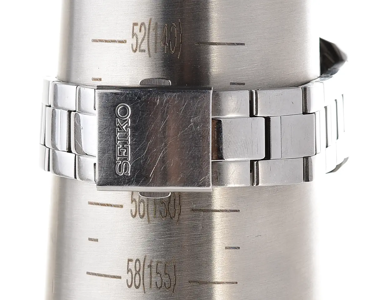 Vintage Seiko Perpetual Calendar 100M – Black Dial Quartz from November 2002