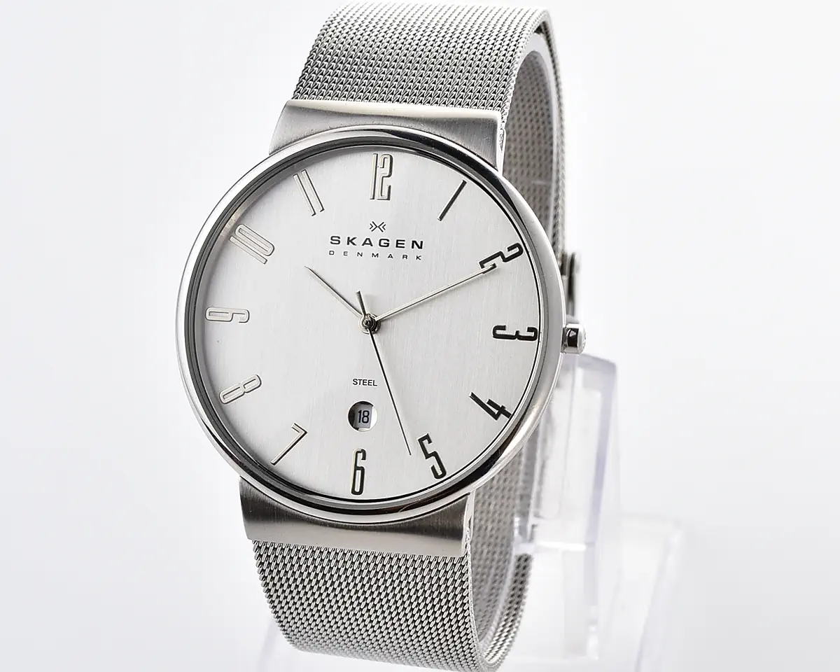 Vintage Skagen Steel Collection – XL 40 mm Silver Dial Mesh Quartz