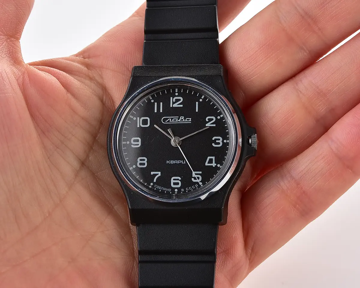 TIME CAPSULE: Soviet Slava with quartz movement – New Old Stock (NOS)!