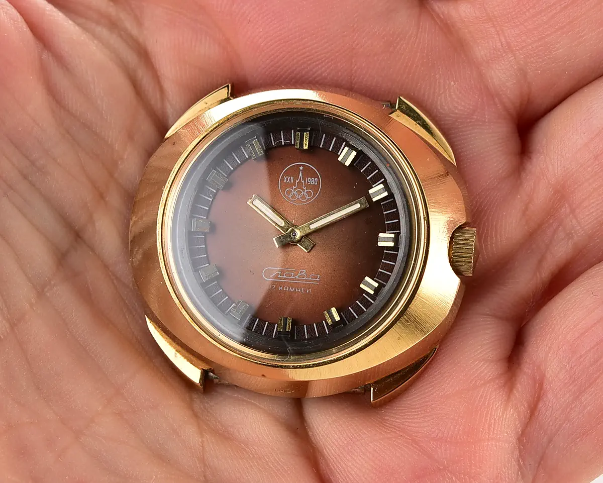 TIME CAPSULE: Soviet gold-plated Slava with mechanical movement – New Old Stock (NOS)! - Image 3