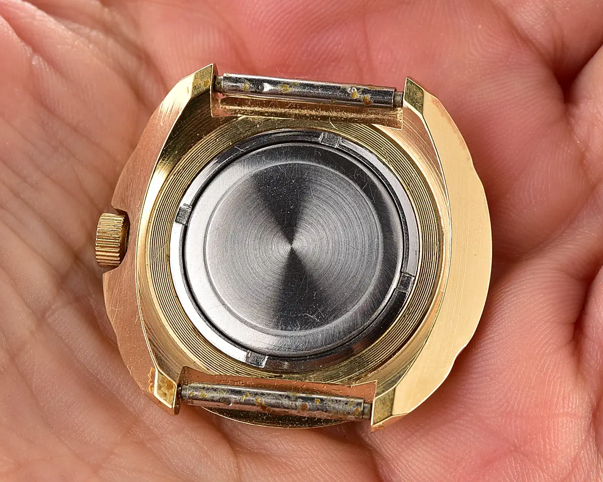 TIME CAPSULE: Soviet gold-plated Slava with mechanical movement – New Old Stock (NOS)! - Image 4
