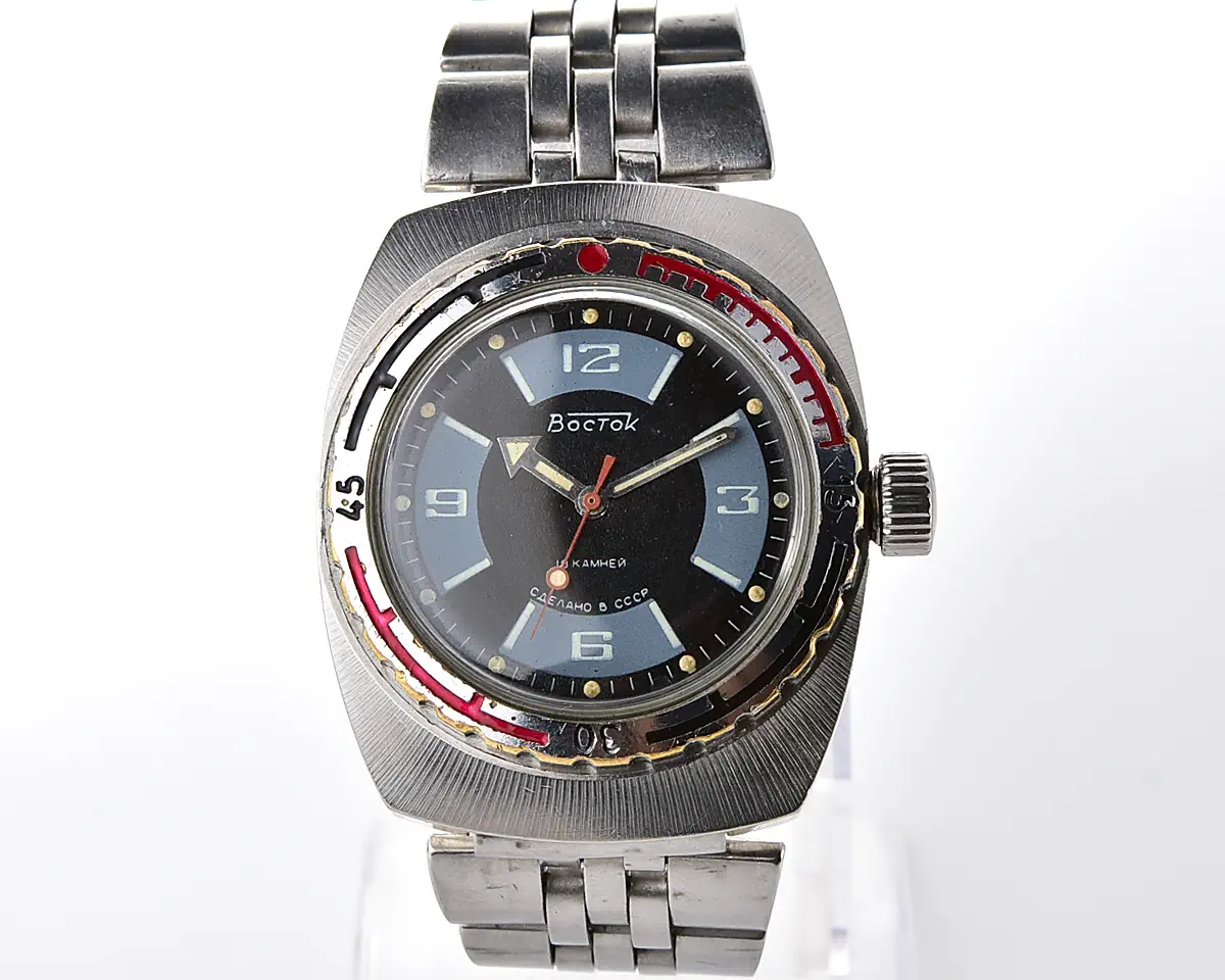 Soviet Vostok Amphibia watch, stainless steel tonneau case - Image 2
