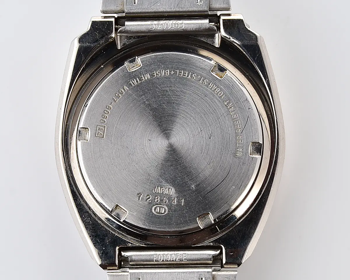 Vintage Alba AKA Bullhead Chronograph – Red Dial 1/10 Sec Quartz from February 1997 - Image 13