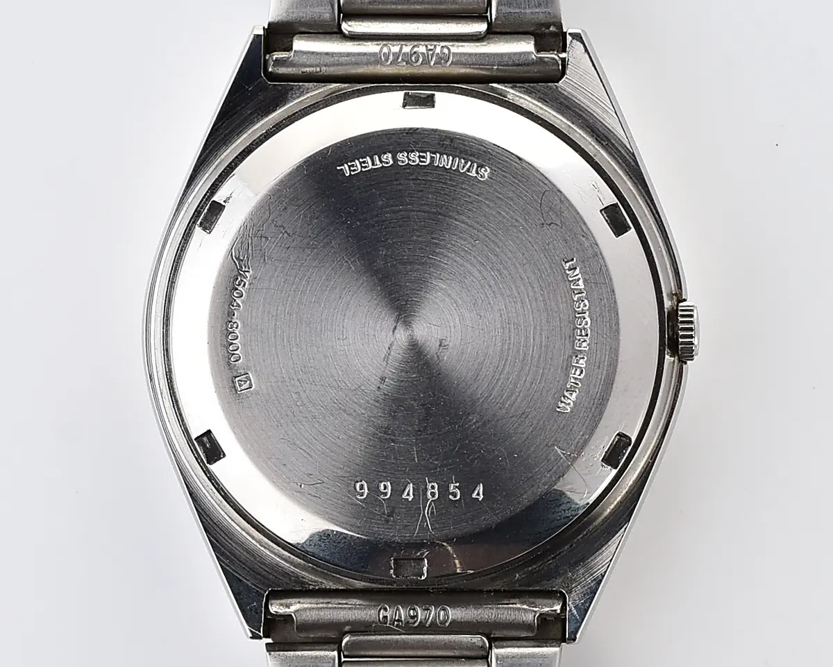 Vintage Alba Quartz Day-Date – Pale Blue Dial, English/Kanji from September 1979 - Image 13