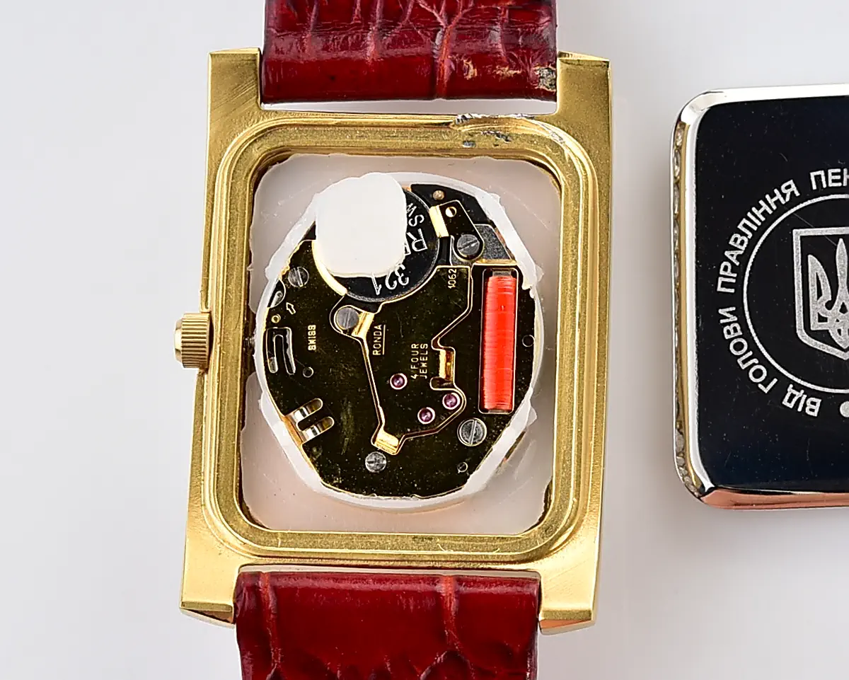 Ukrainian made 🇺🇦Kleynod watch for ladies – from the Pension Fund of Ukraine, complete with box & passport - Image 21