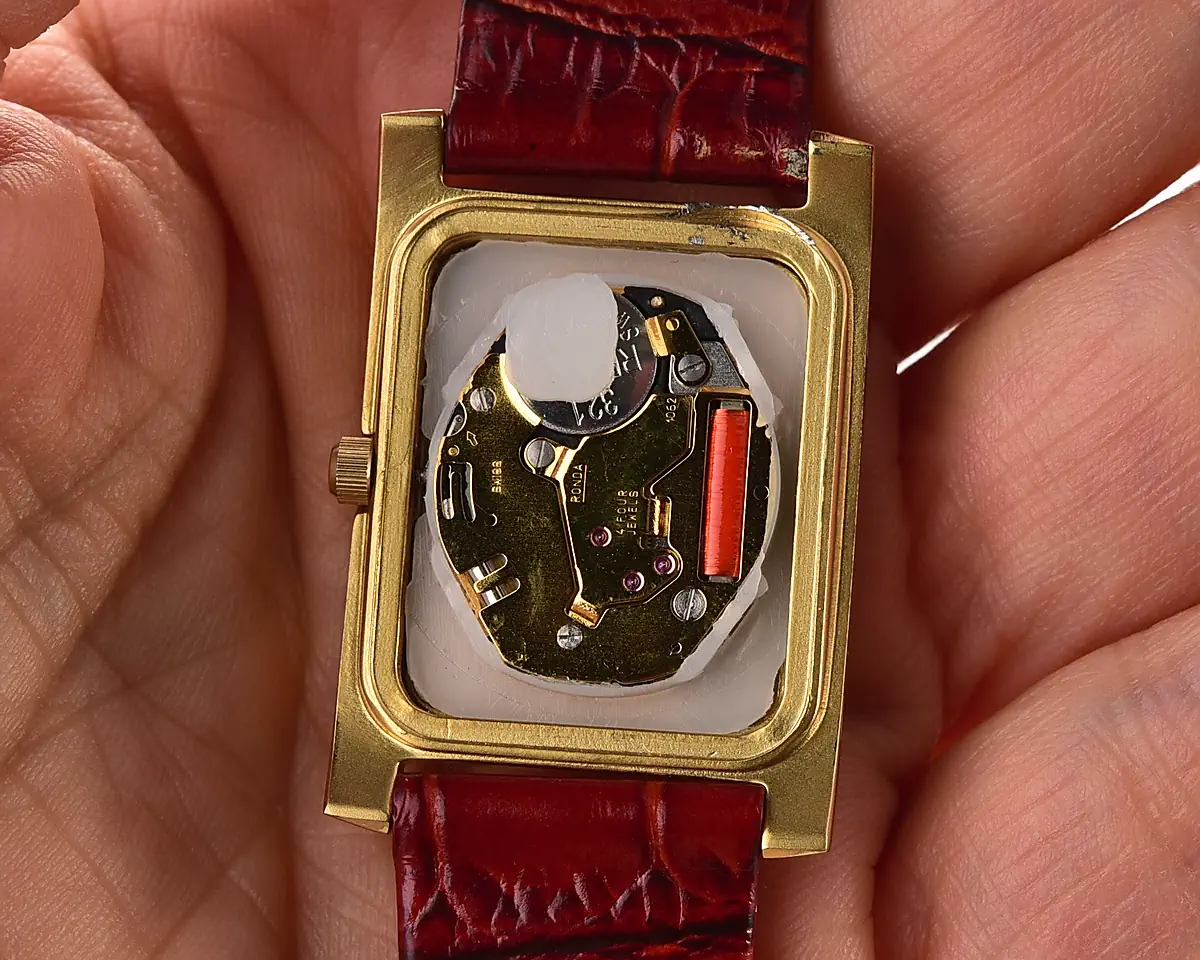 Ukrainian made 🇺🇦Kleynod watch for ladies – from the Pension Fund of Ukraine, complete with box & passport - Image 22