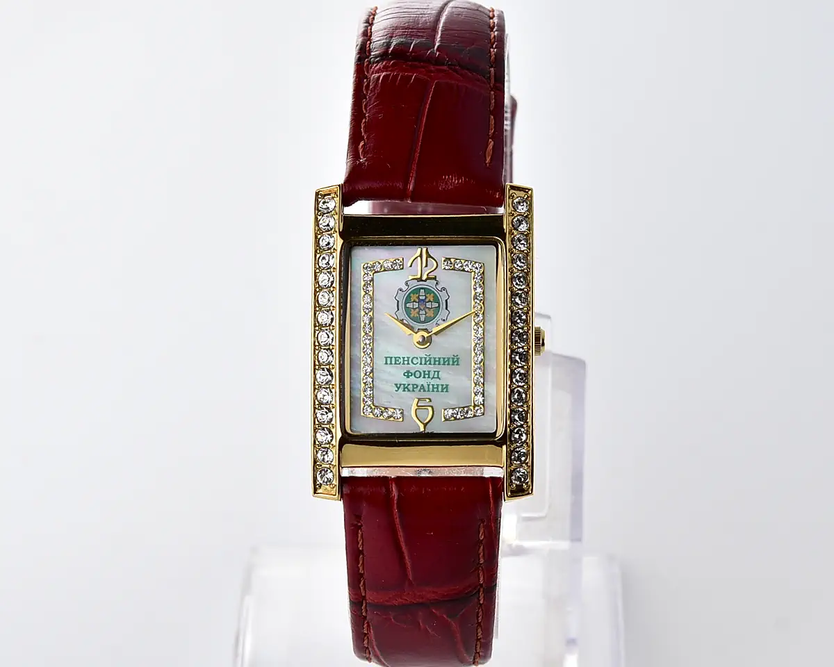 Ukrainian made 🇺🇦Kleynod watch for ladies – from the Pension Fund of Ukraine, complete with box & passport - Image 4