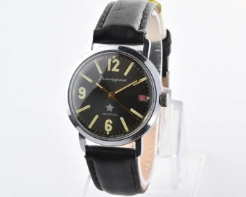 Soviet Vostok Komandirskie mechanical watch with black dial & hacking seconds – Zakaz MO CCCP
