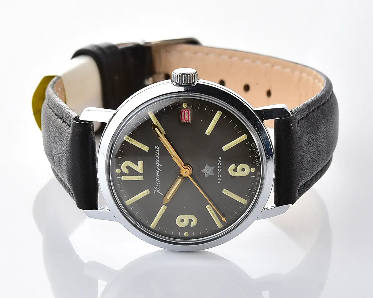 Soviet Vostok Komandirskie mechanical watch with black dial & hacking seconds – Zakaz MO CCCP - Image 6