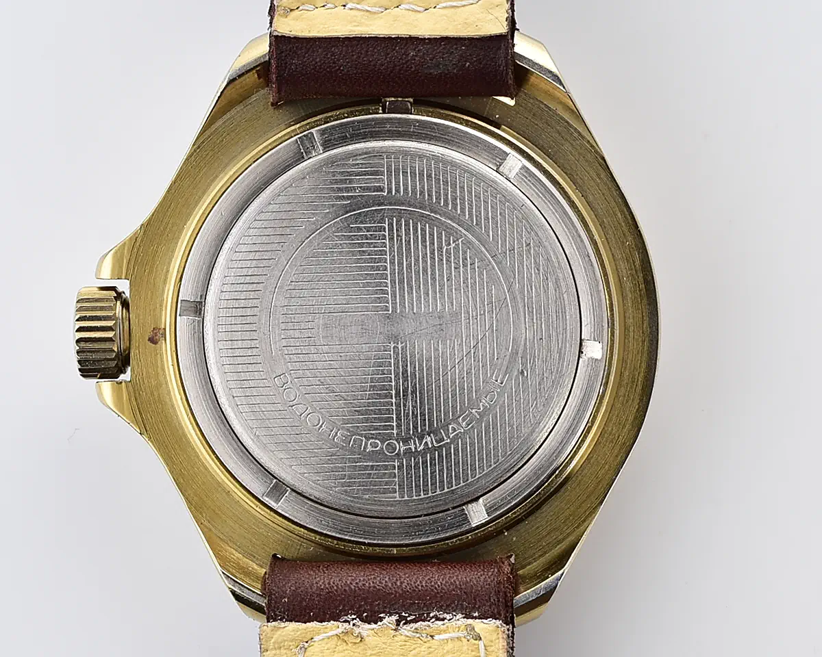 Excellent Soviet Vostok Komandirskie mechanical watch with date – gold-tone Submarine Captain - Image 10