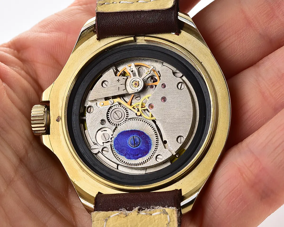 Excellent Soviet Vostok Komandirskie mechanical watch with date – gold-tone Submarine Captain - Image 12