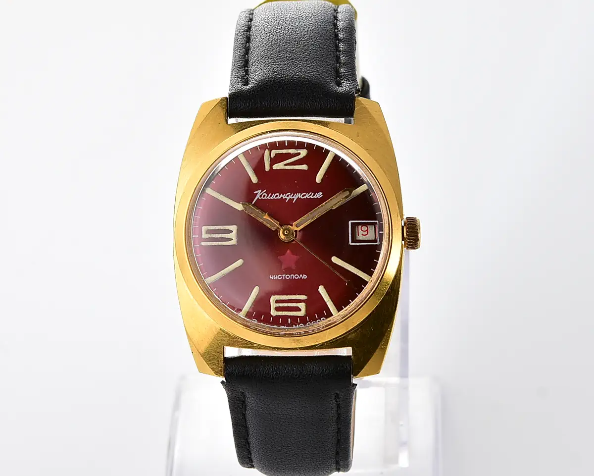 Soviet gold-plated Vostok Komandirskie mechanical watch with burgundy dial – Zakaz MO CCCP - Image 2
