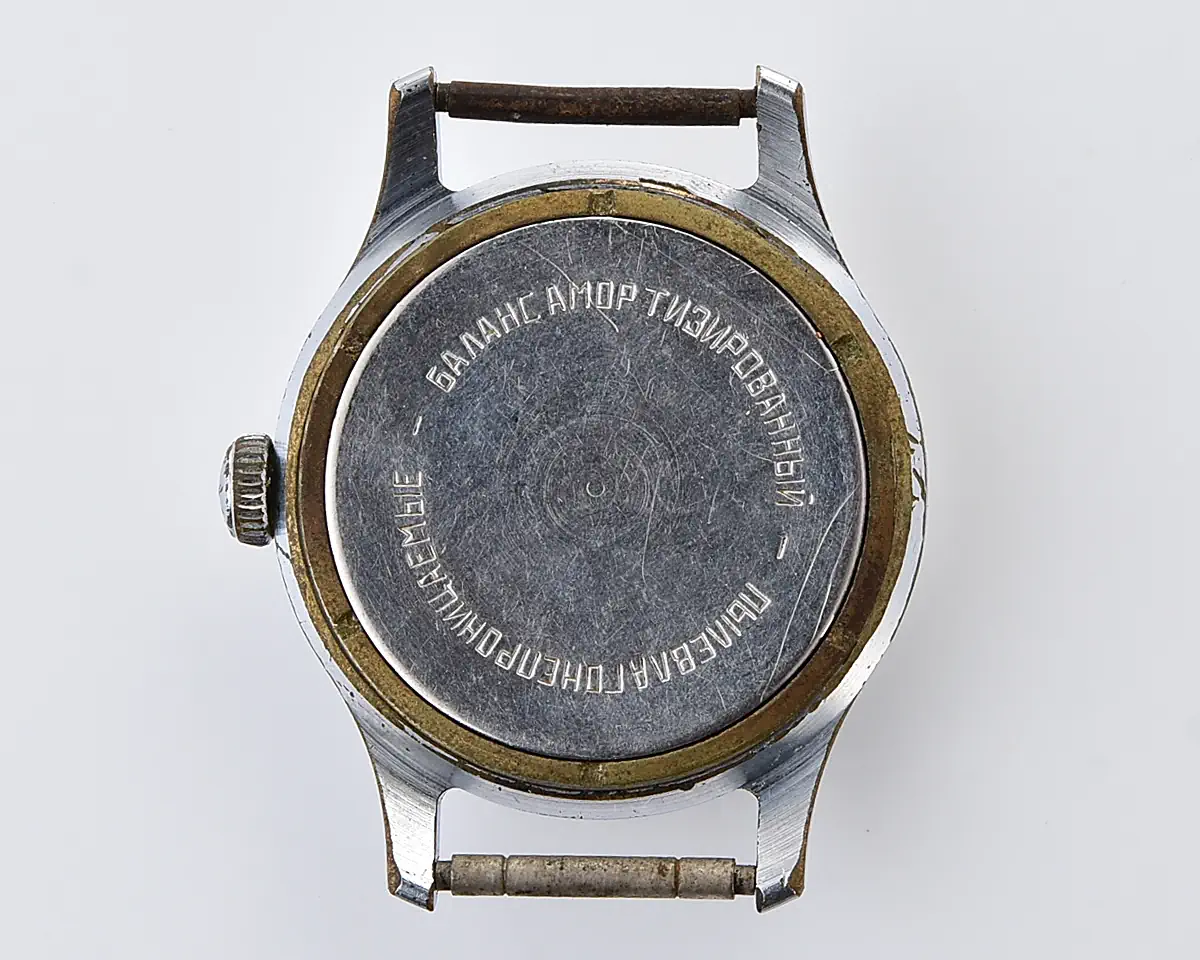 Vintage Soviet Mayak mechanical watch with genuine leather NATO strap, 1MChZ, from 1950s - Image 12
