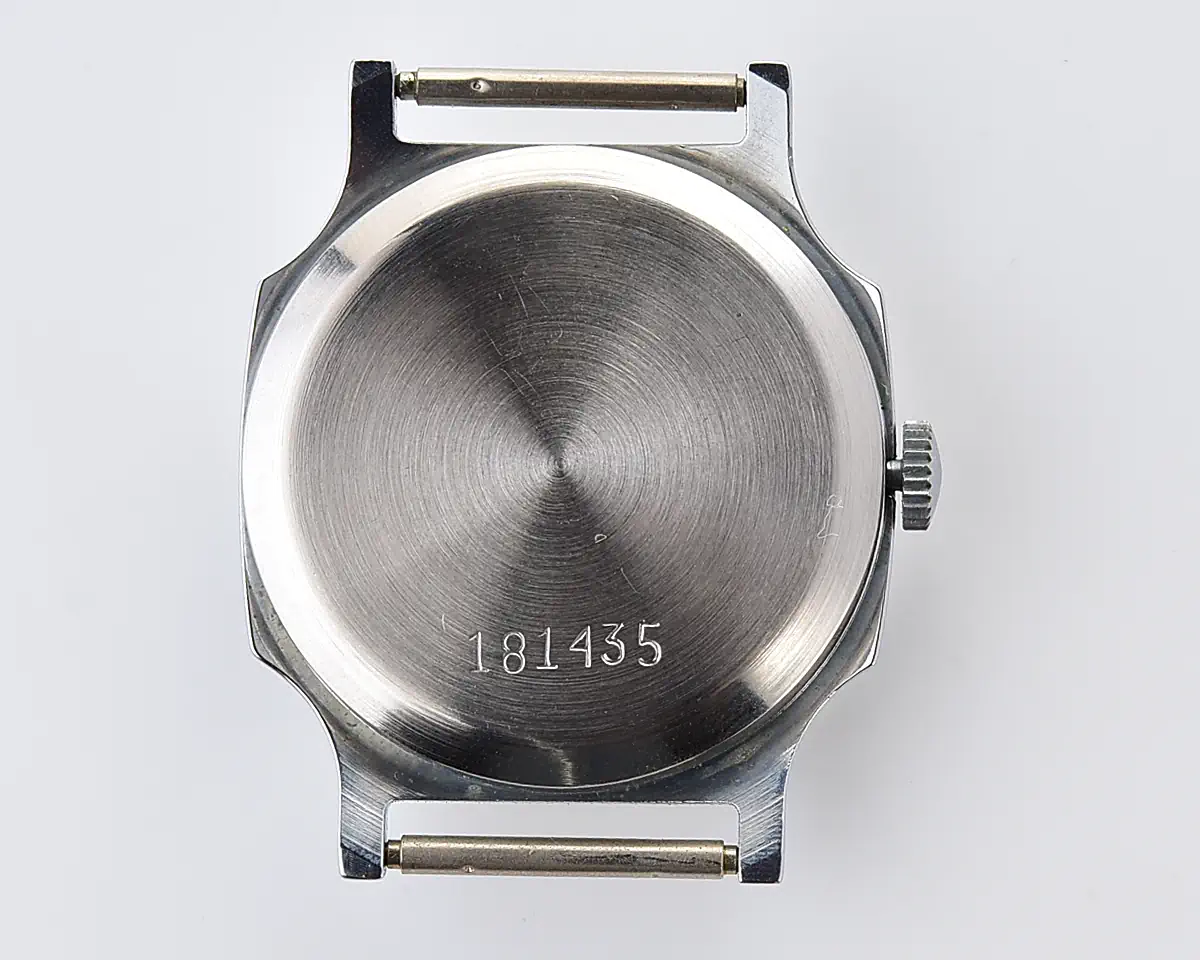 TIME CAPSULE: Soviet mechanical Pobeda watch in box – New Old Stock (NOS)! - Image 8