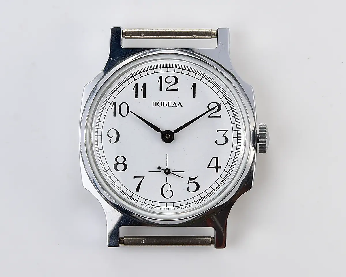 TIME CAPSULE: Soviet mechanical Pobeda watch in box – New Old Stock (NOS)! - Image 11
