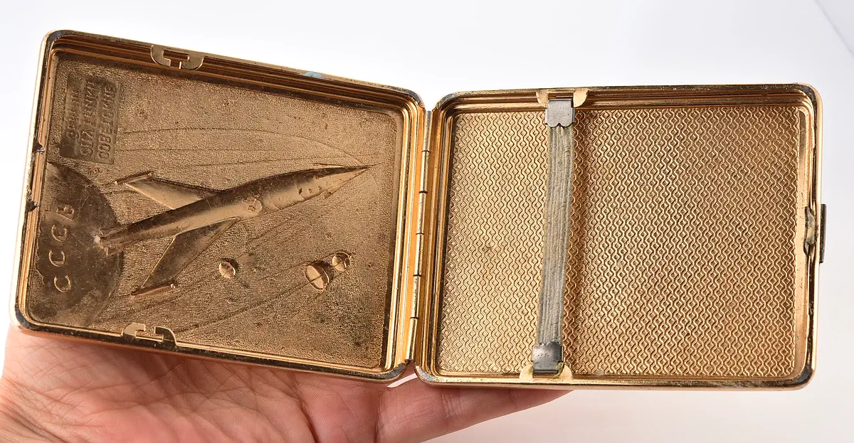 Vintage Space Rocket Sputnik metal cigarette box – "Soviet Earth Satellites", gold-tone Soviet cosmos exploration era relic - Image 7
