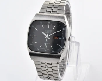 Vintage Seiko Type II – Black 24-Hour Dial Day-Date Quartz from November 1979