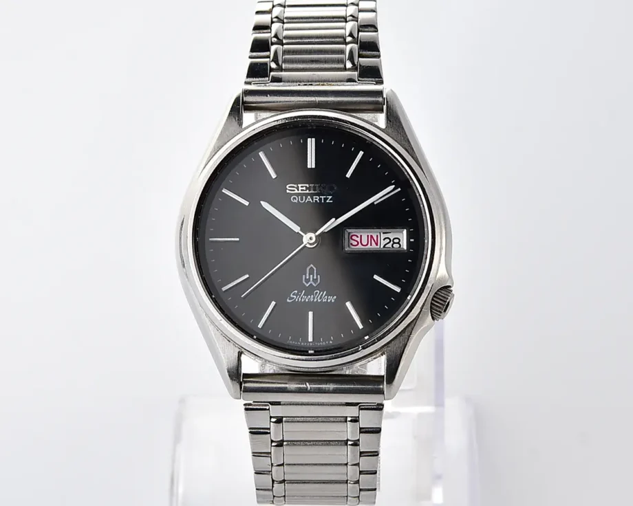 Seiko SilverWave 8229 Black Dial Quartz | Soviet Watch Store