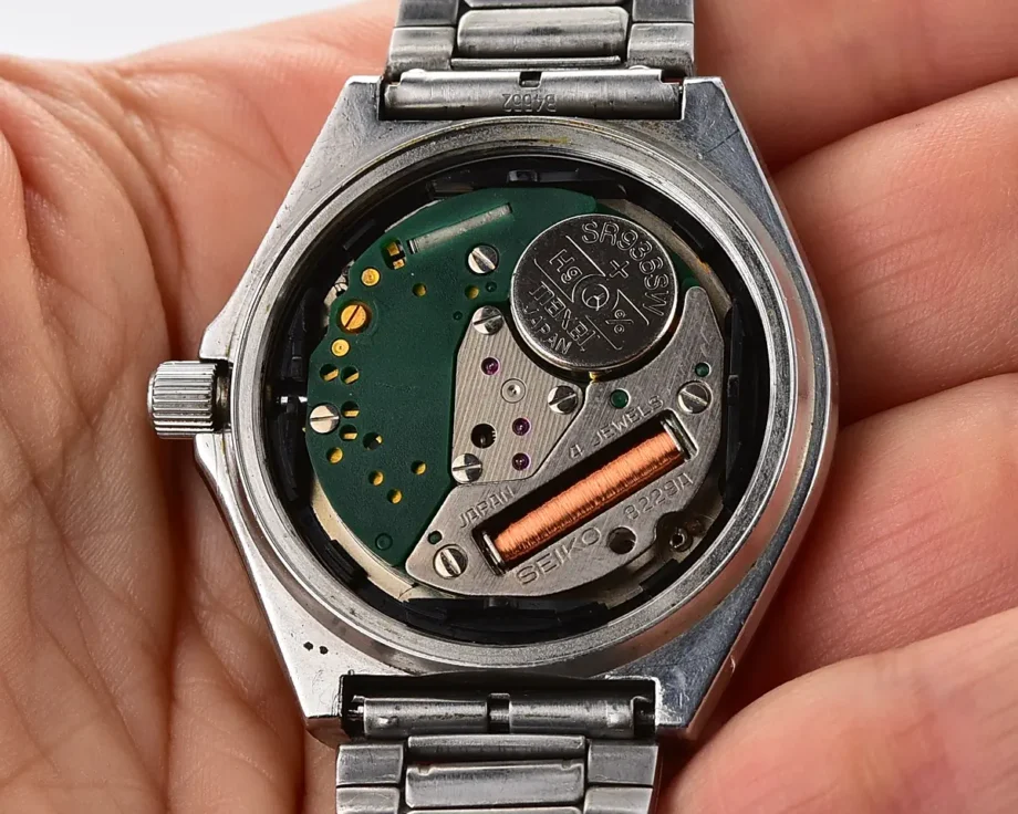 Seiko SilverWave 8229 Black Dial Quartz | Soviet Watch Store