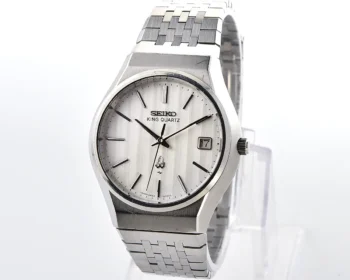 Vintage Seiko King Quartz with Silver Lined Dial from March 1976