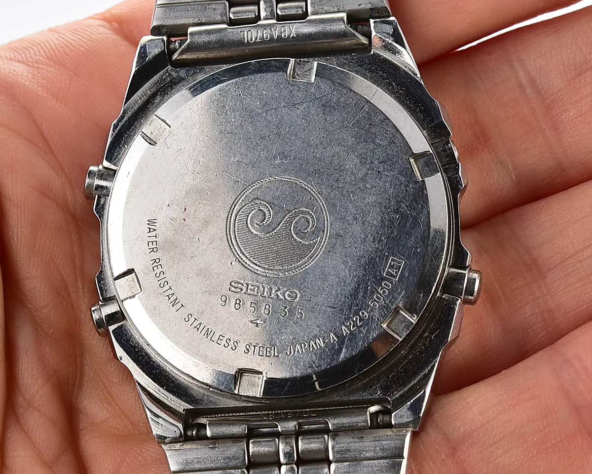 Vintage Seiko Silver Wave – Digital LCD Chronograph from August 1979 - Image 12