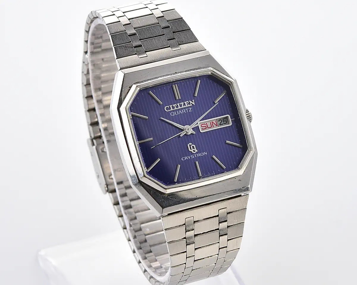 Vintage Citizen Crystron Quartz – Blue Pinstripe Octagonal Day-Date from May 1977 - Image 3