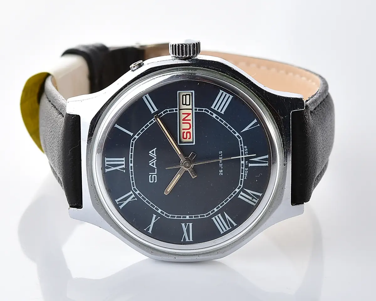 Slava Soviet mechanical watch with blue dial, day & date, 26 jewels, from the 1980s - Image 8