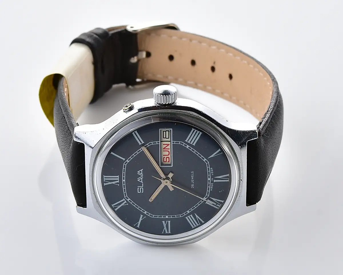 Slava Soviet mechanical watch with blue dial, day & date, 26 jewels, from the 1980s - Image 9