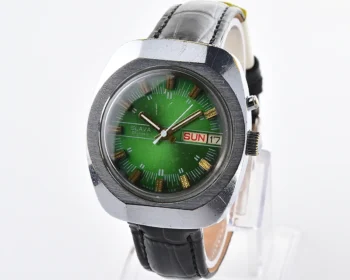 Slava Soviet automatic watch with green dial, day & date, 27 jewels, from the 1980s