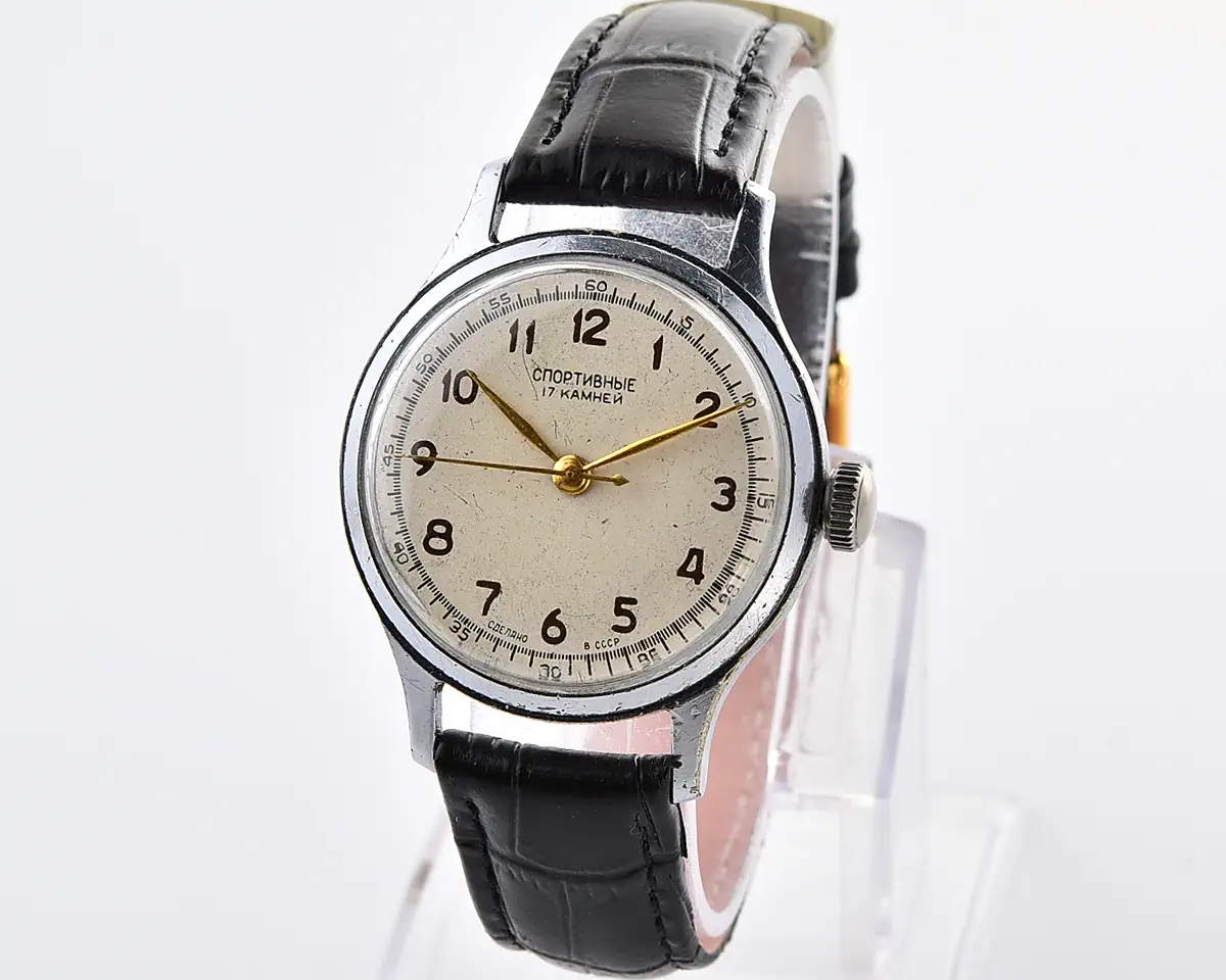 Vintage Soviet Sportivnie 17 jewels mechanical watch from the late 1950s