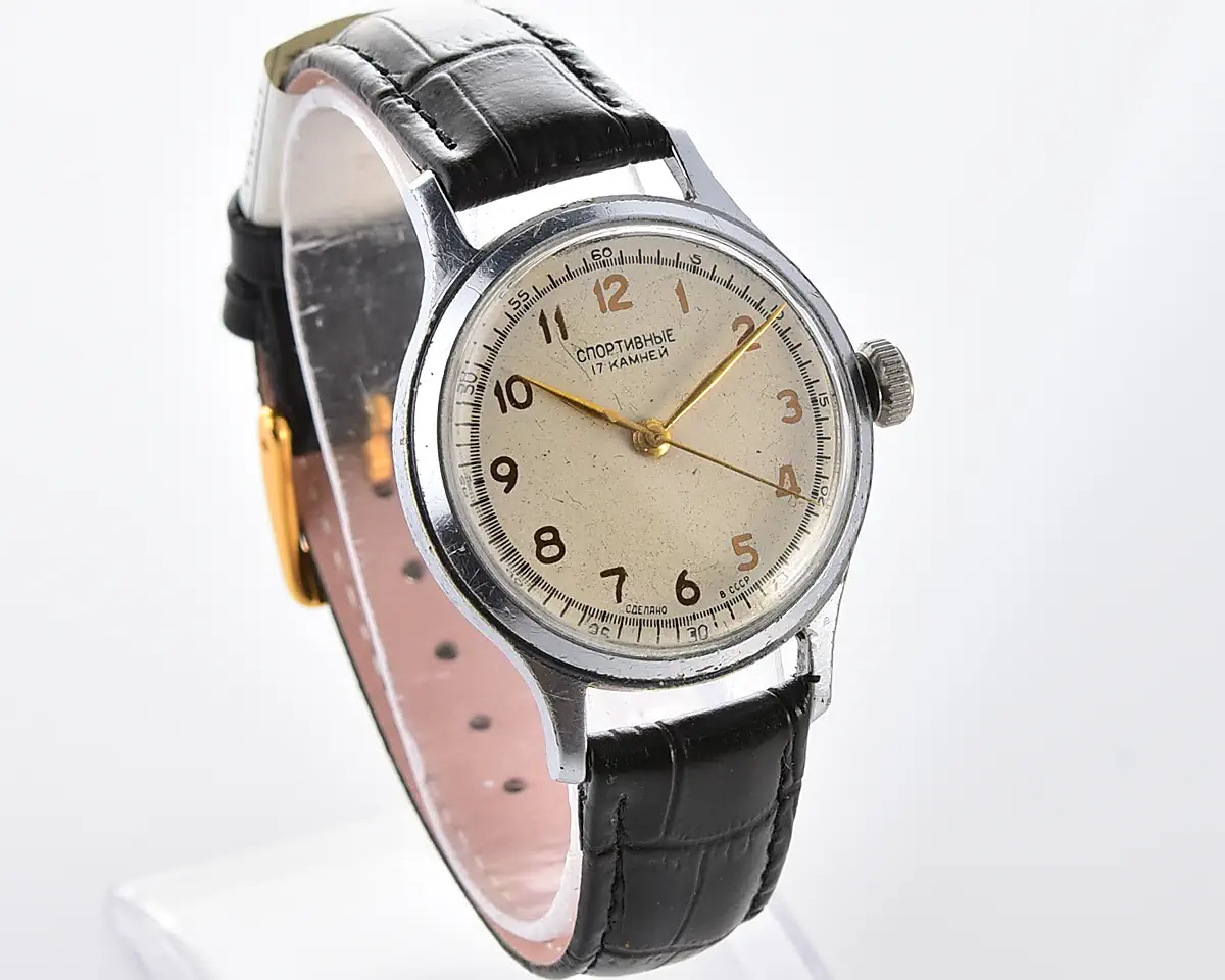 Vintage Soviet Sportivnie 17 jewels mechanical watch from the late 1950s - Image 3