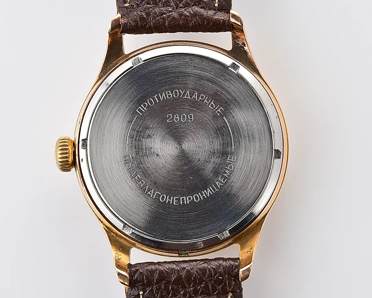 Excellent Vintage Vostok gold-plated Soviet wristwatch with 22 jewels precision movement - domestic version - Image 10