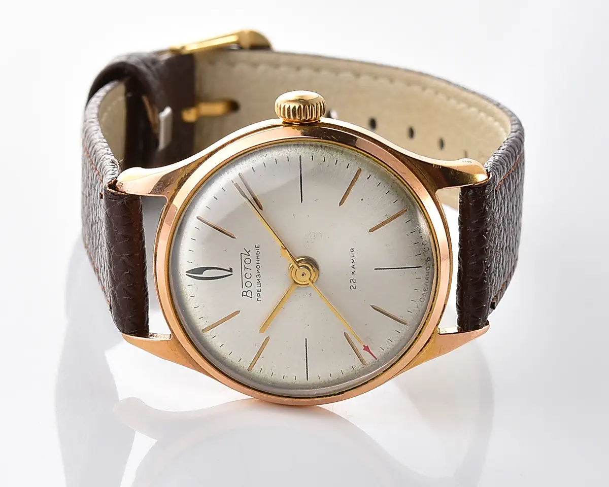 Excellent Vintage Vostok gold-plated Soviet wristwatch with 22 jewels precision movement - domestic version - Image 5