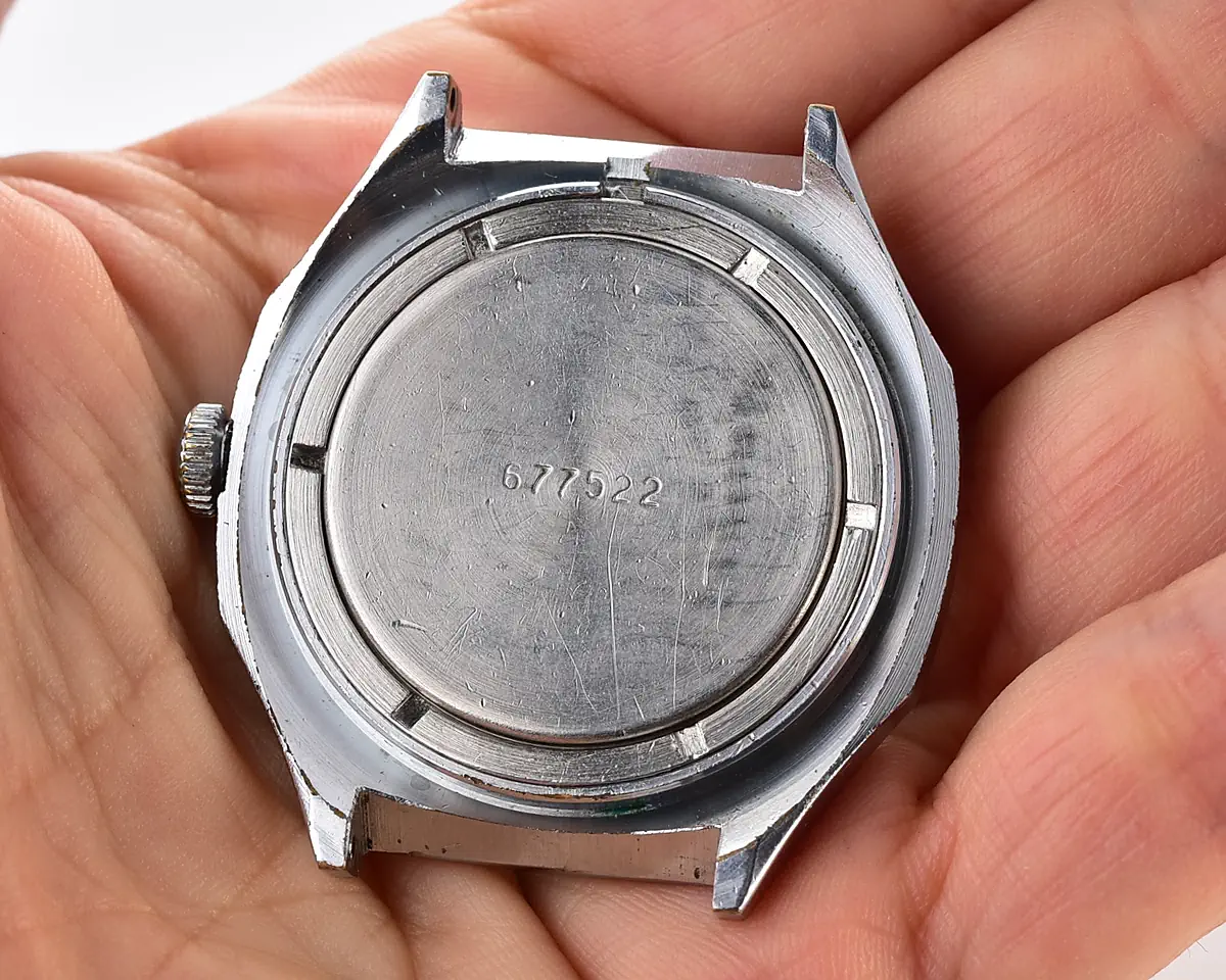 Soviet Wostok (Vostok) mechanical watch with gradient dial & date - complete with box & passport, from November 1989 - Image 10