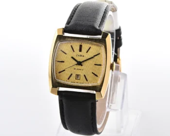 Uncommon vintage Soviet Zaria gold-plated mechanical watch with date, 22 jewels and champagne linen dial, 1970s