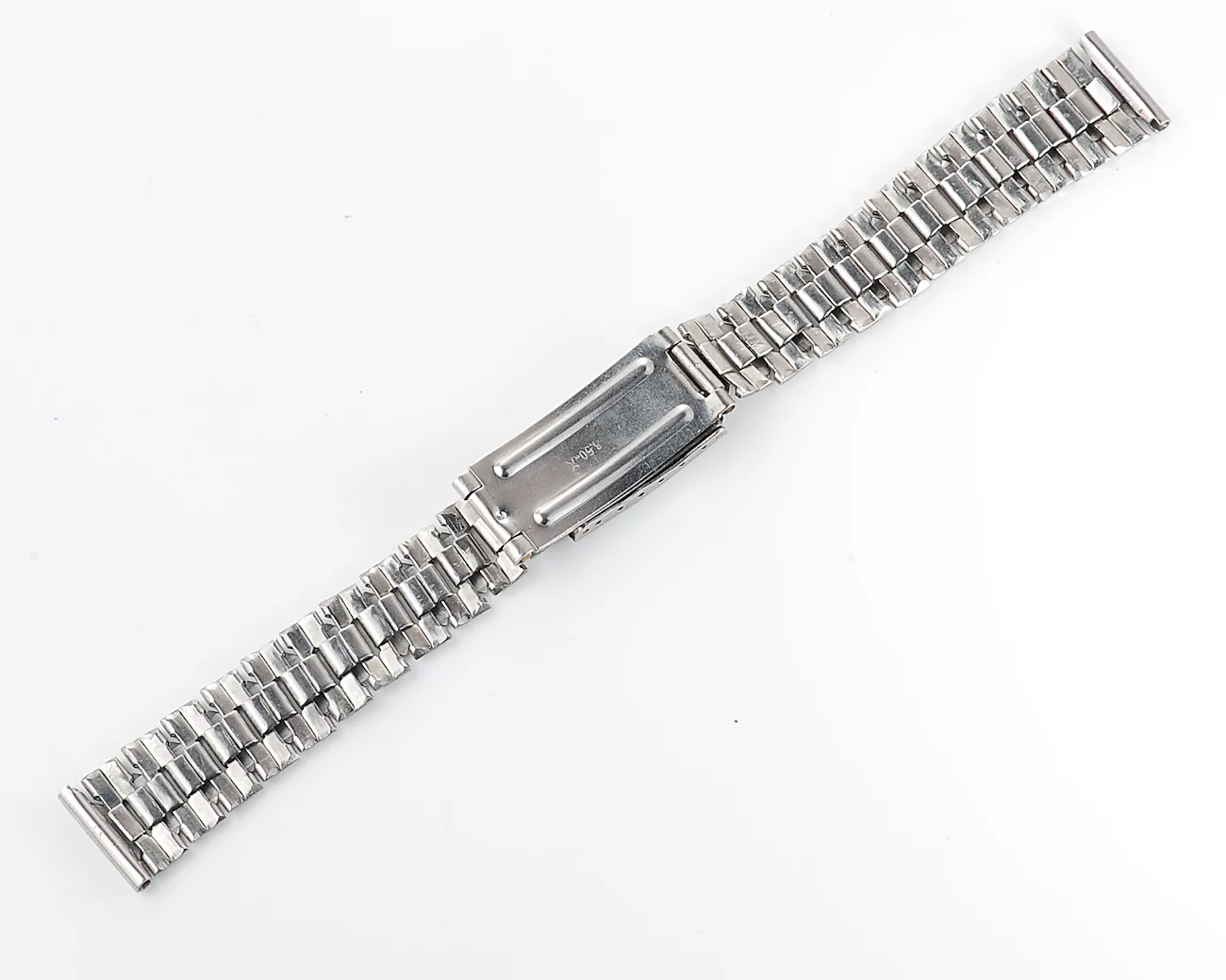 Vintage Soviet stainless steel 18mm x 185mm watch bracelet with Leningrad buckle