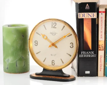 ZLATOUST ChBN-137 vintage mechanical table clock
