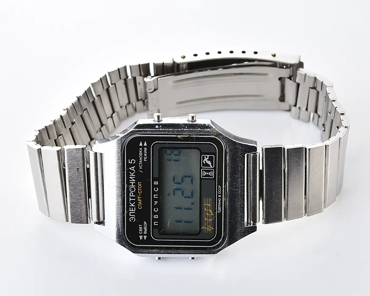 Vintage USSR digital watch Electronika 5 with two melodies + intermittent signal - Image 6