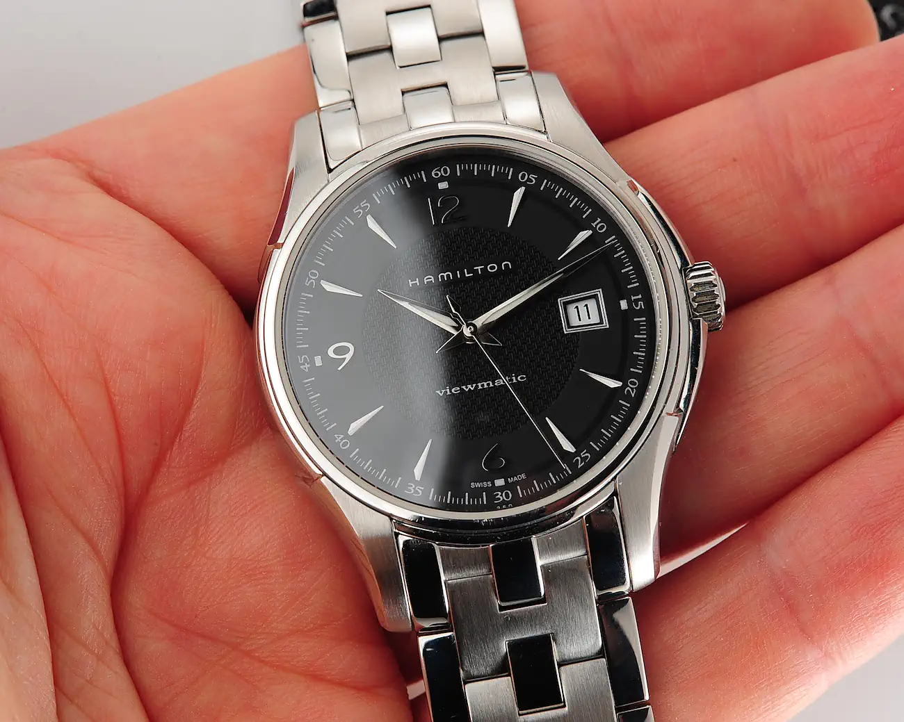 Hamilton Jazzmaster Viewmatic Swiss automatic watch with ETA 2824-2 – black dial, complete with box & booklet - Image 12