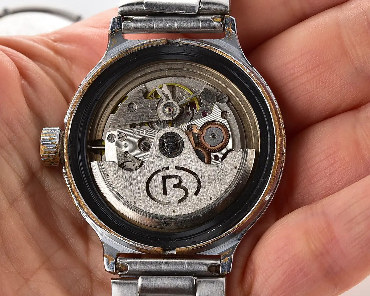 Russian Vostok Komandirskie "Paratroopers" automatic watch with date – blue VDV dial, steel bracelet - Image 13