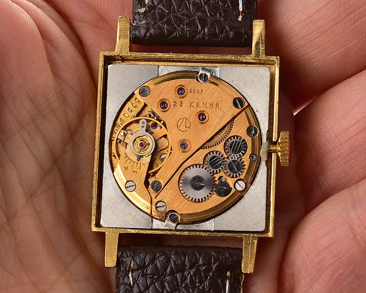 Square Soviet gold-plated Luch ultra-thin watch, 23 jewels cal. 2209 - olive-brown gradient dial, 1970s-1980s - Image 14