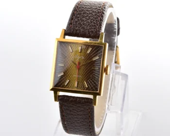 Square Soviet gold-plated Luch ultra-thin watch, 23 jewels cal. 2209 - olive-brown gradient dial, 1970s-1980s