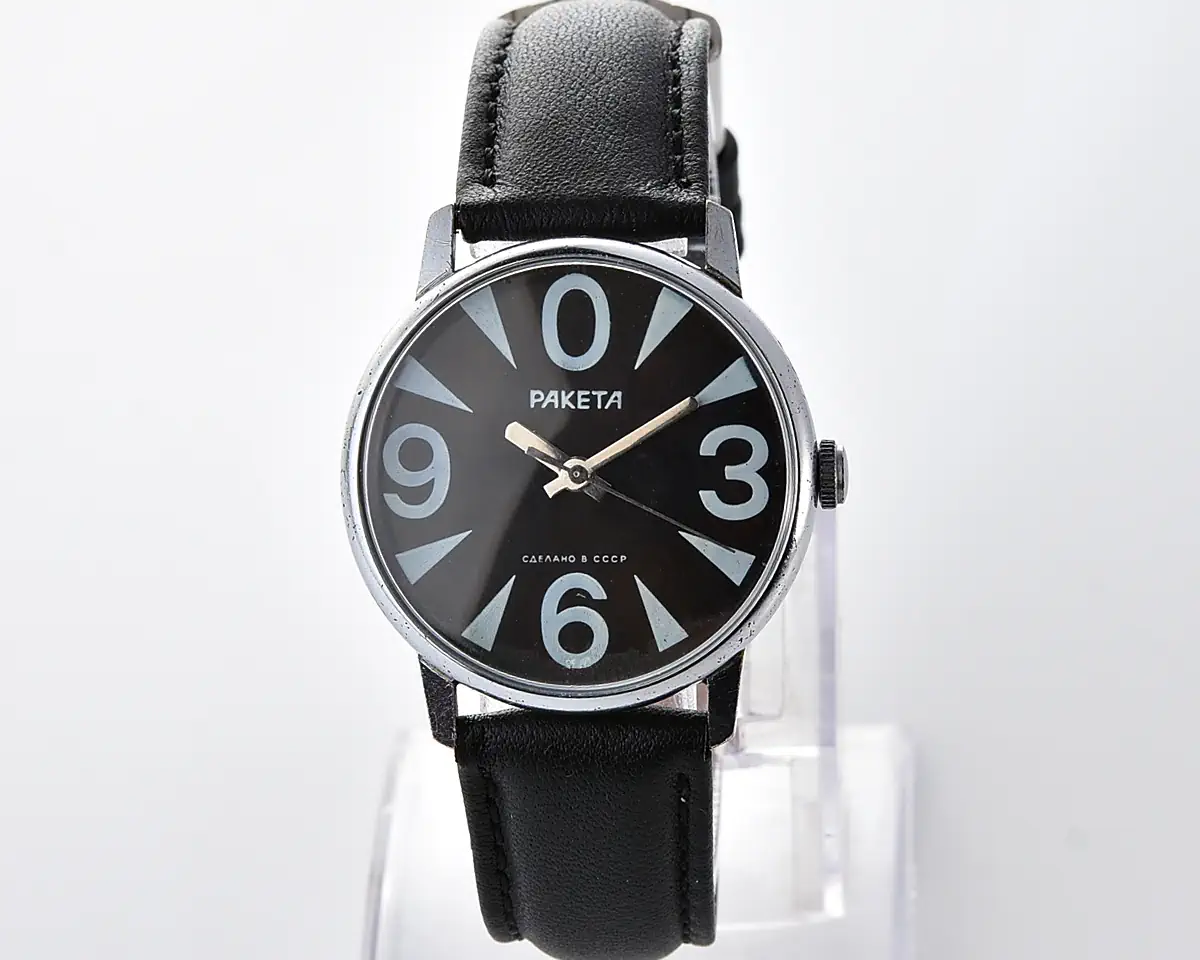 Vintage Soviet Raketa "Big Zero" smaller version with black dial and bold white numerals - Image 2
