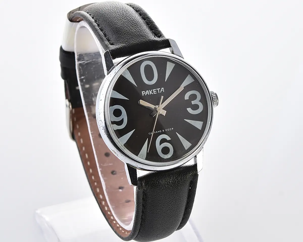 Vintage Soviet Raketa "Big Zero" smaller version with black dial and bold white numerals - Image 3