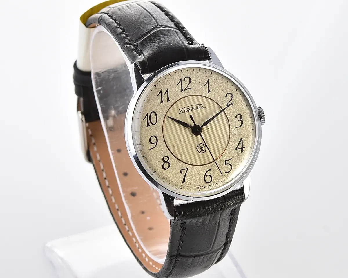 Vintage Soviet Raketa mechanical watch with cream two-tone dial and Breguet-style Arabic numerals, 1970s-80s - Image 3