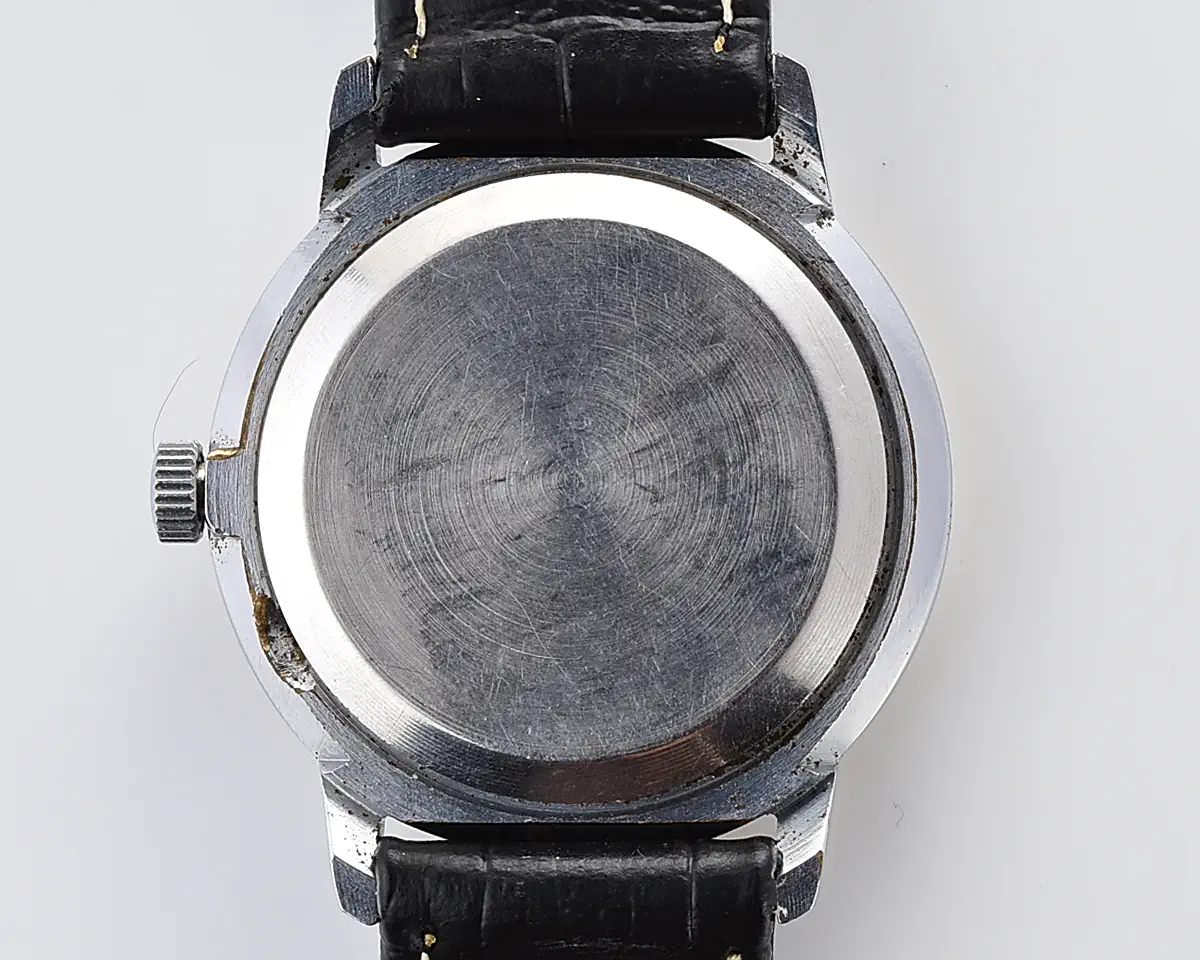 Vintage Raketa mechanical watch - cream dial with embossed Arabic numerals, 1990s, Cal. 2609.HA - Image 11