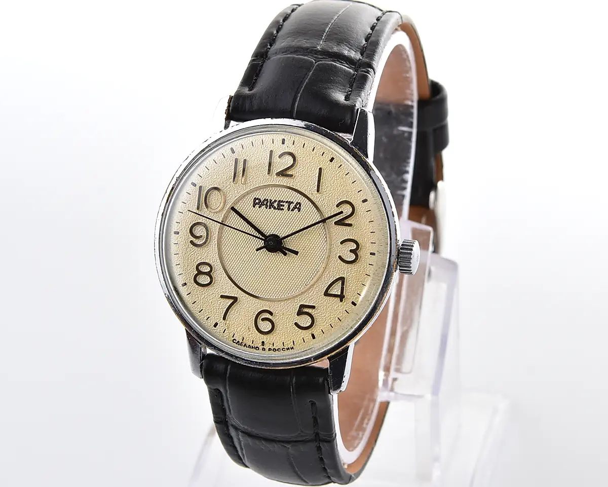 Vintage Raketa mechanical watch - cream dial with embossed Arabic numerals, 1990s, Cal. 2609.HA