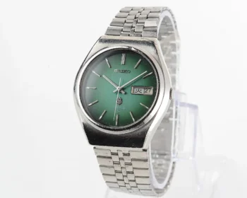 Vintage Seiko Type II – Green Gradient Day-Date Quartz from February 1976